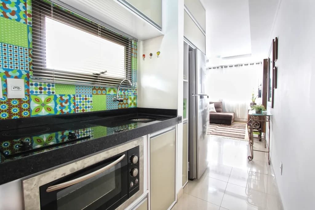 Free modern kitchen interior image